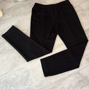 Ellen Tracy  leggings  Contoured  Comfort rise  stretch knit  Dressy  Size 8 EUC